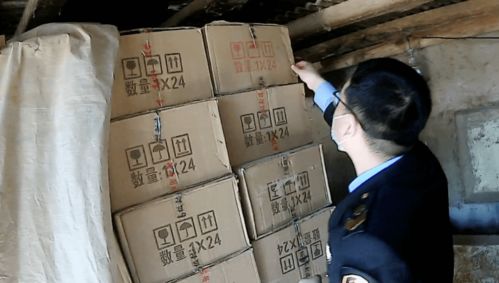 打擊假冒侵權 李遂市場所查獲侵權白酒包裝材料55771件